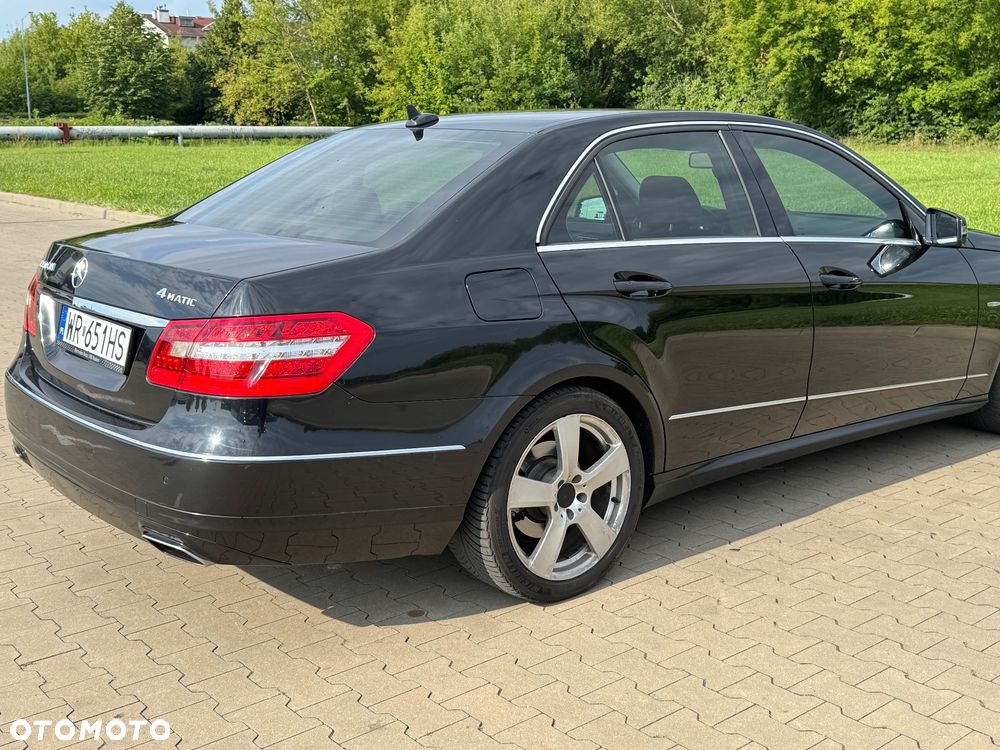 Mercedes-Benz Klasa E 350 CDI 4-Matic BlueEff Avantgarde - 17