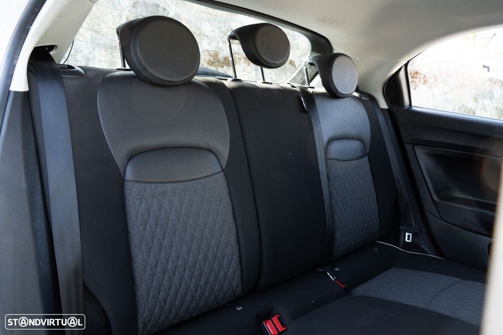 Fiat 500X 1.0 FireFly Lounge - 29