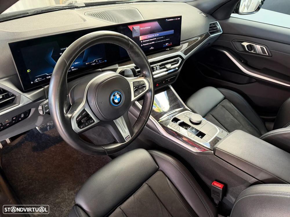 BMW 330 e Aut. M Sport - 18