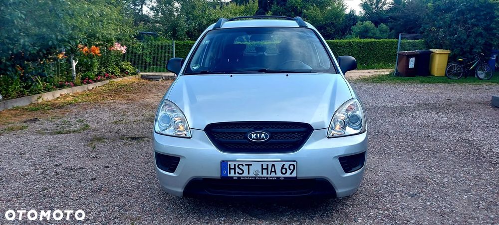 Kia Carens 2.0 EX - 27