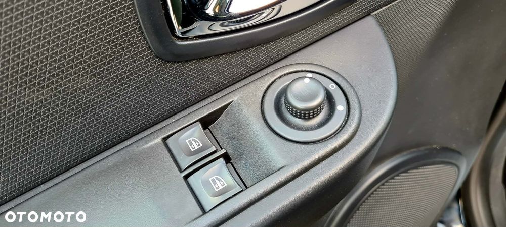 Renault Clio 0.9 Energy TCe Limited EU6 - 16