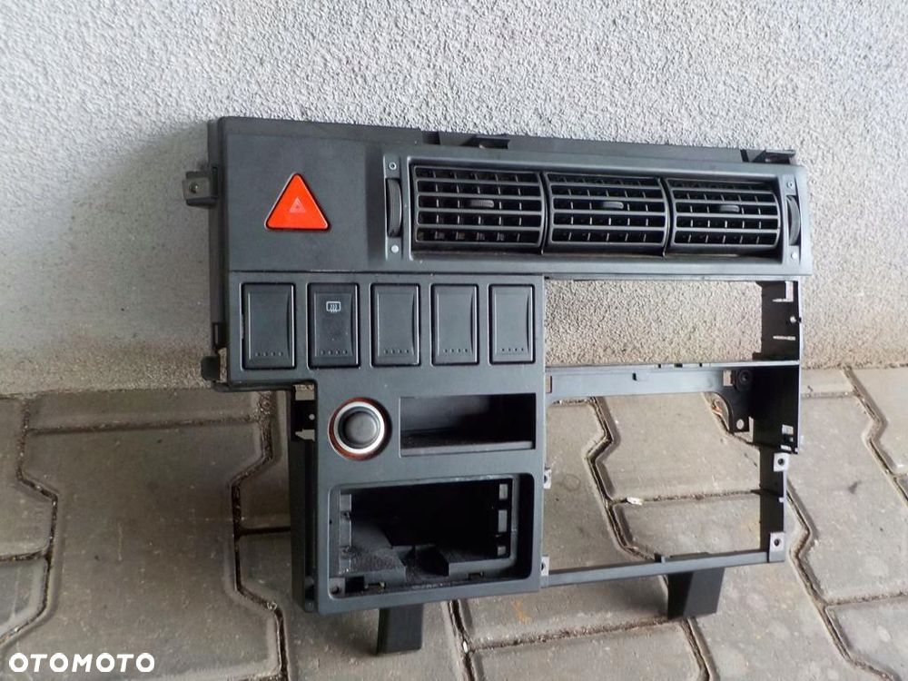 VW T4 99-03 PLASTIK DESKI KONSOLA ŚRODKOWA - 2