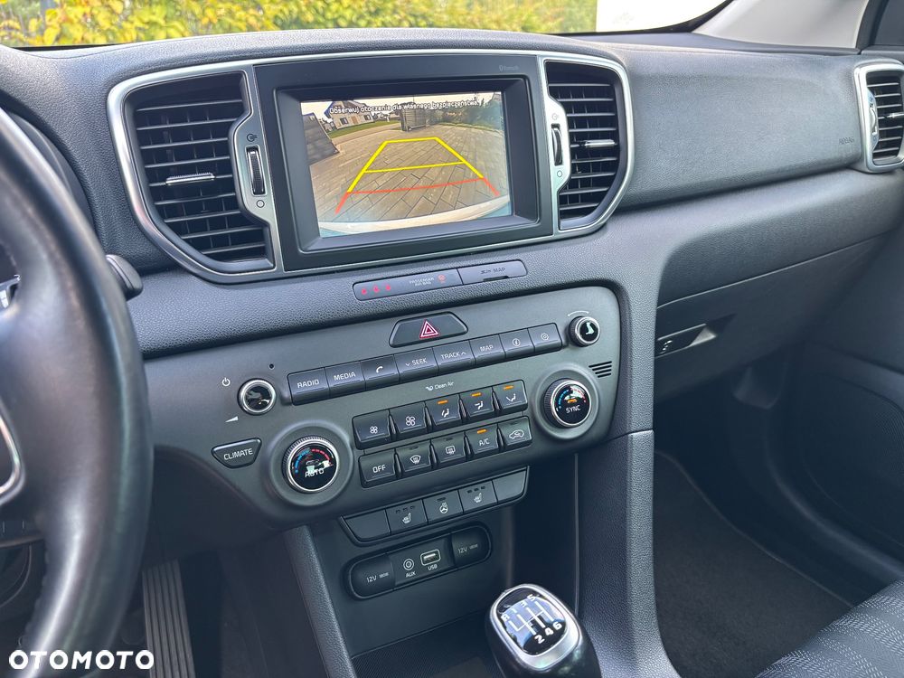 Kia Sportage 1.6 GDI 2WD DREAM-TEAM EDITION - 3