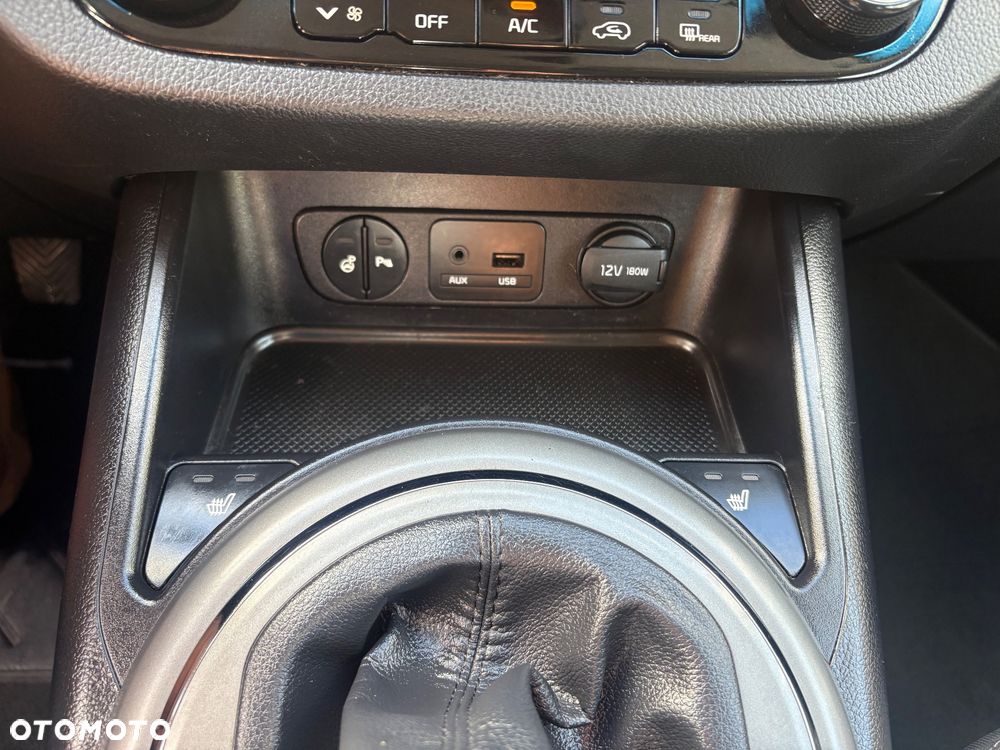 Kia Sportage 1.6 GDI Business Line L 2WD - 24