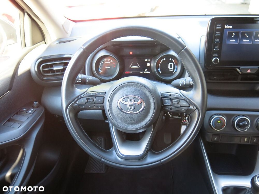 Toyota Yaris - 13