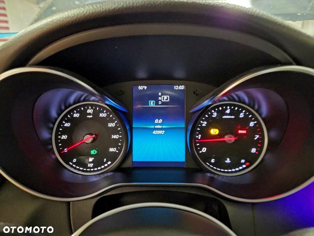 Mercedes-Benz Klasa C 300 9G-TRONIC Exclusive - 11