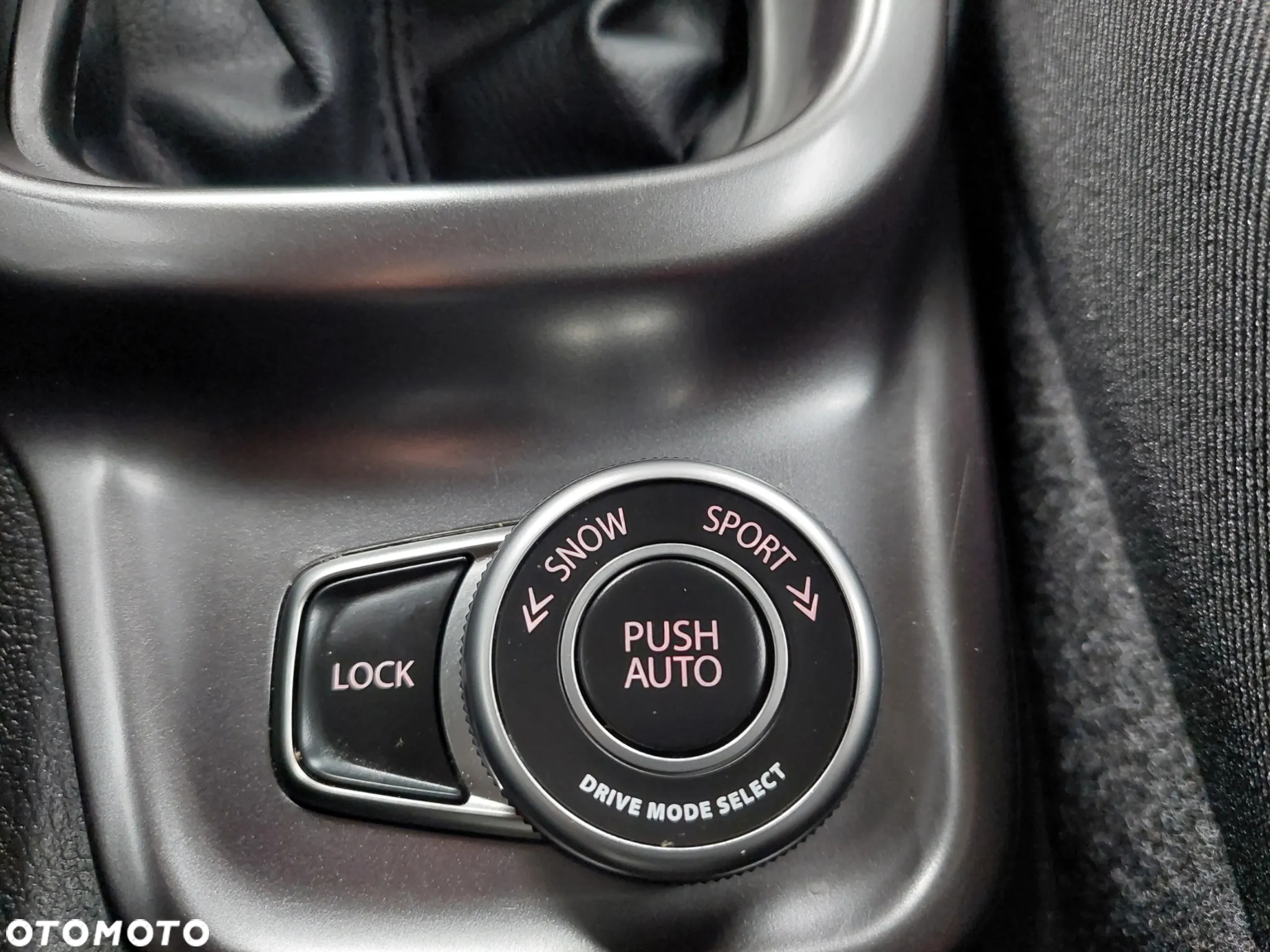Suzuki Vitara 1.4 Boosterjet Premium 4WD - 17