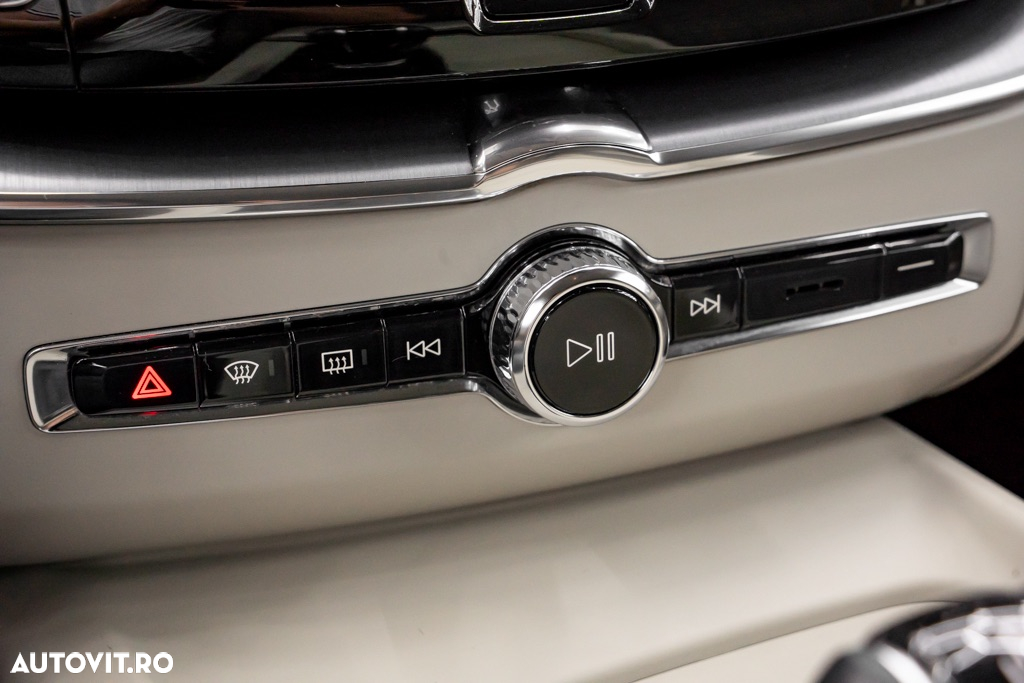 Volvo XC 60 D4 AWD Inscription - 35