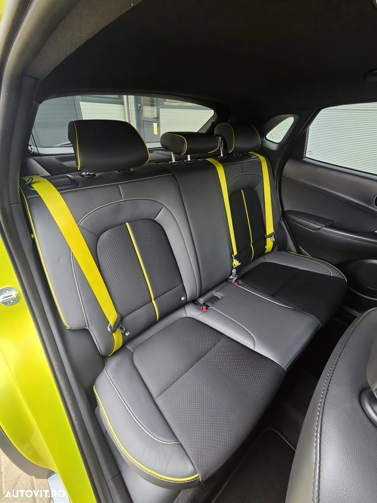Hyundai KONA 1.6 CRDi DCT 4WD Premium - 22