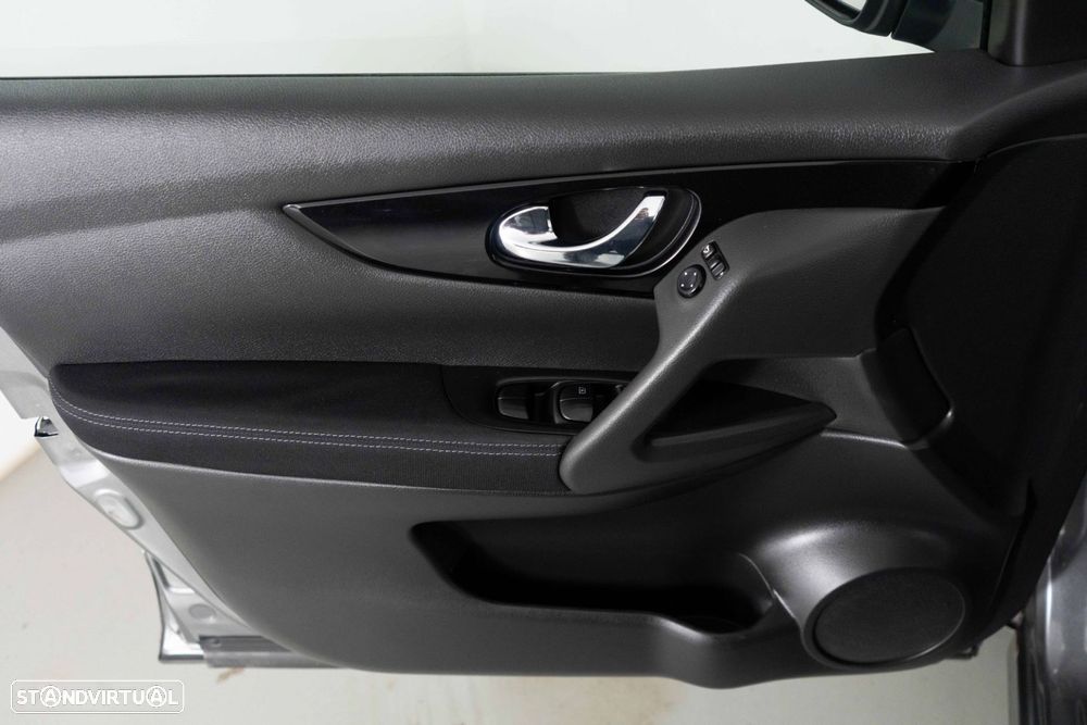 Nissan Qashqai 1.5 dCi Tekna J19 - 21