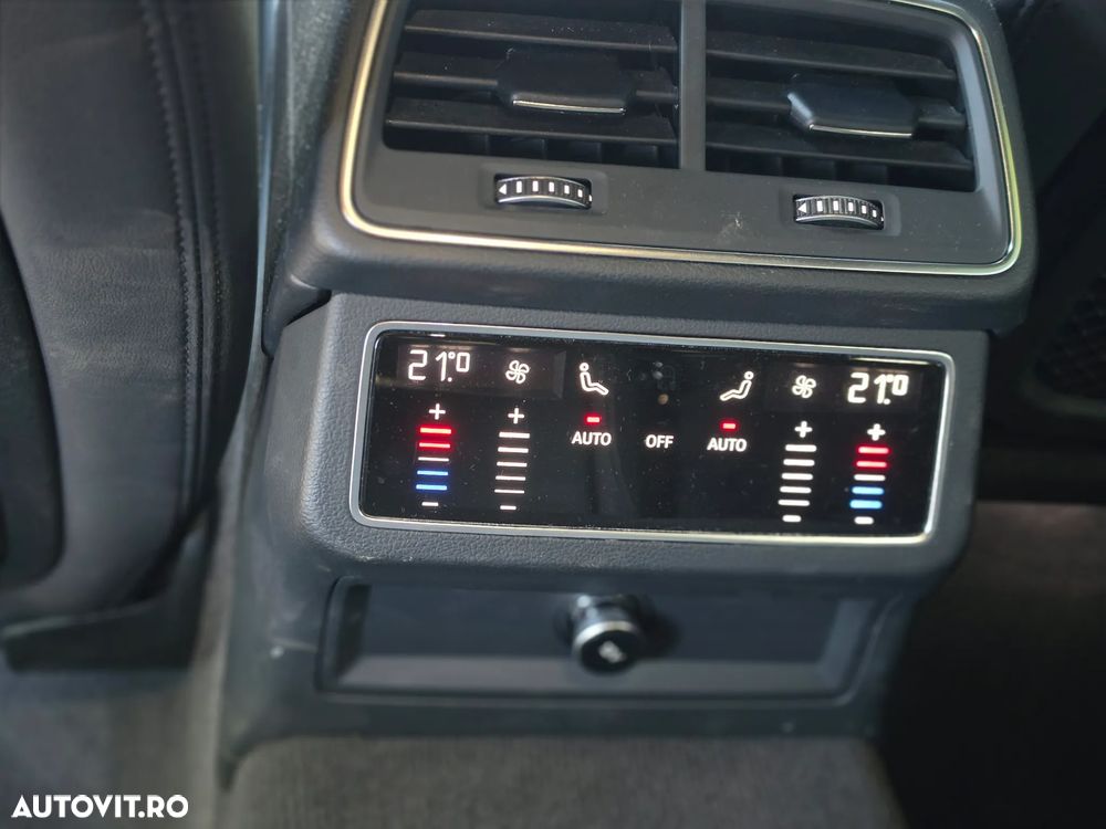 Audi A6 Avant 55 TFSI e quattro S tronic S line - 15