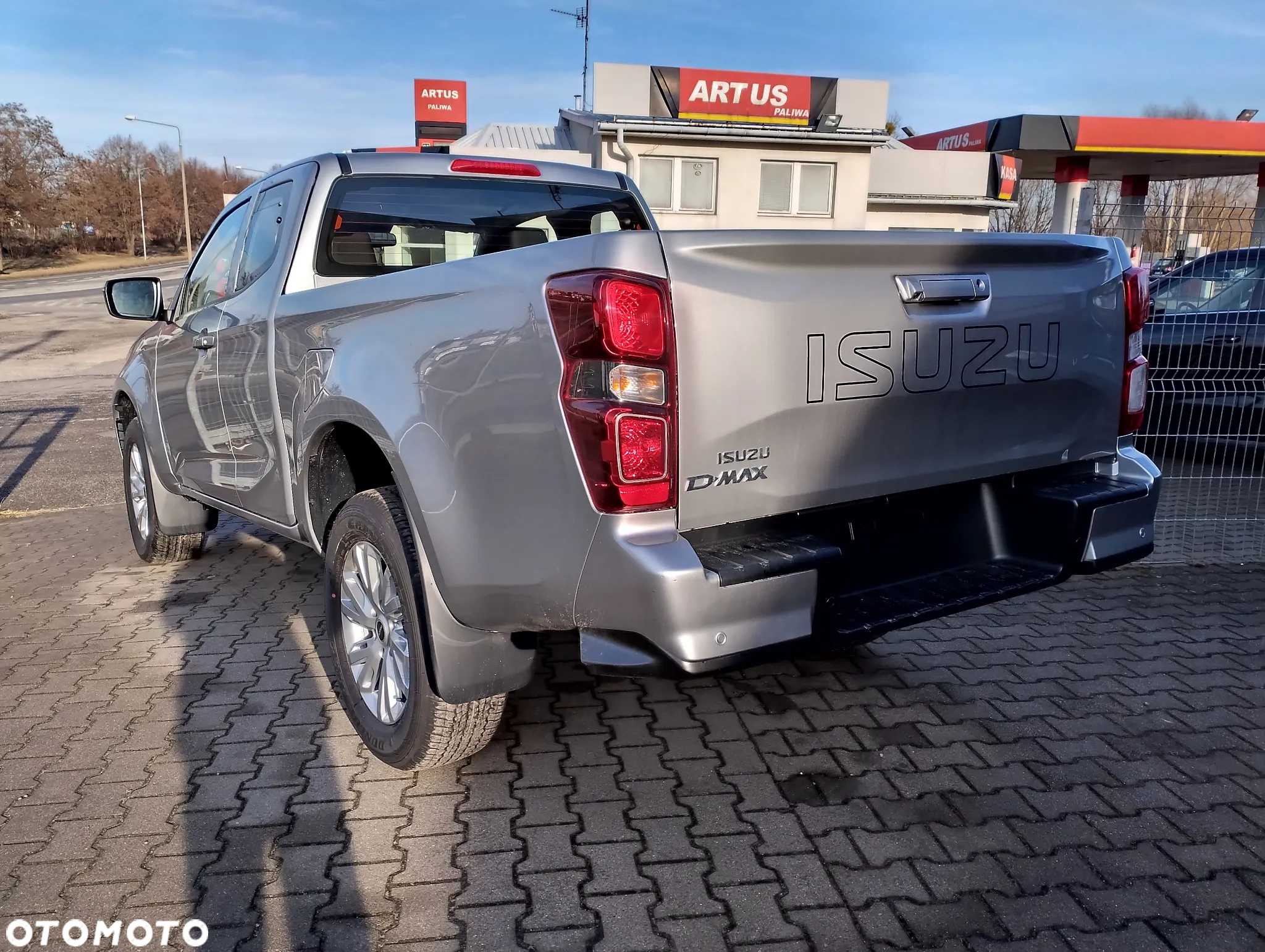Isuzu D-Max 1.9 EC LS - 4