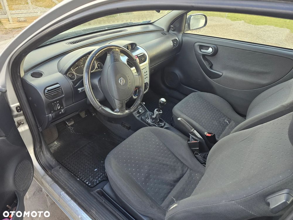Opel Corsa 1.2 16V - 5