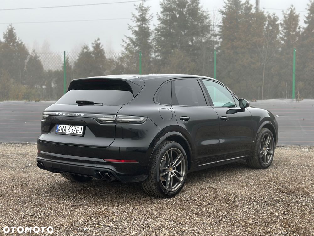Porsche Cayenne - 11