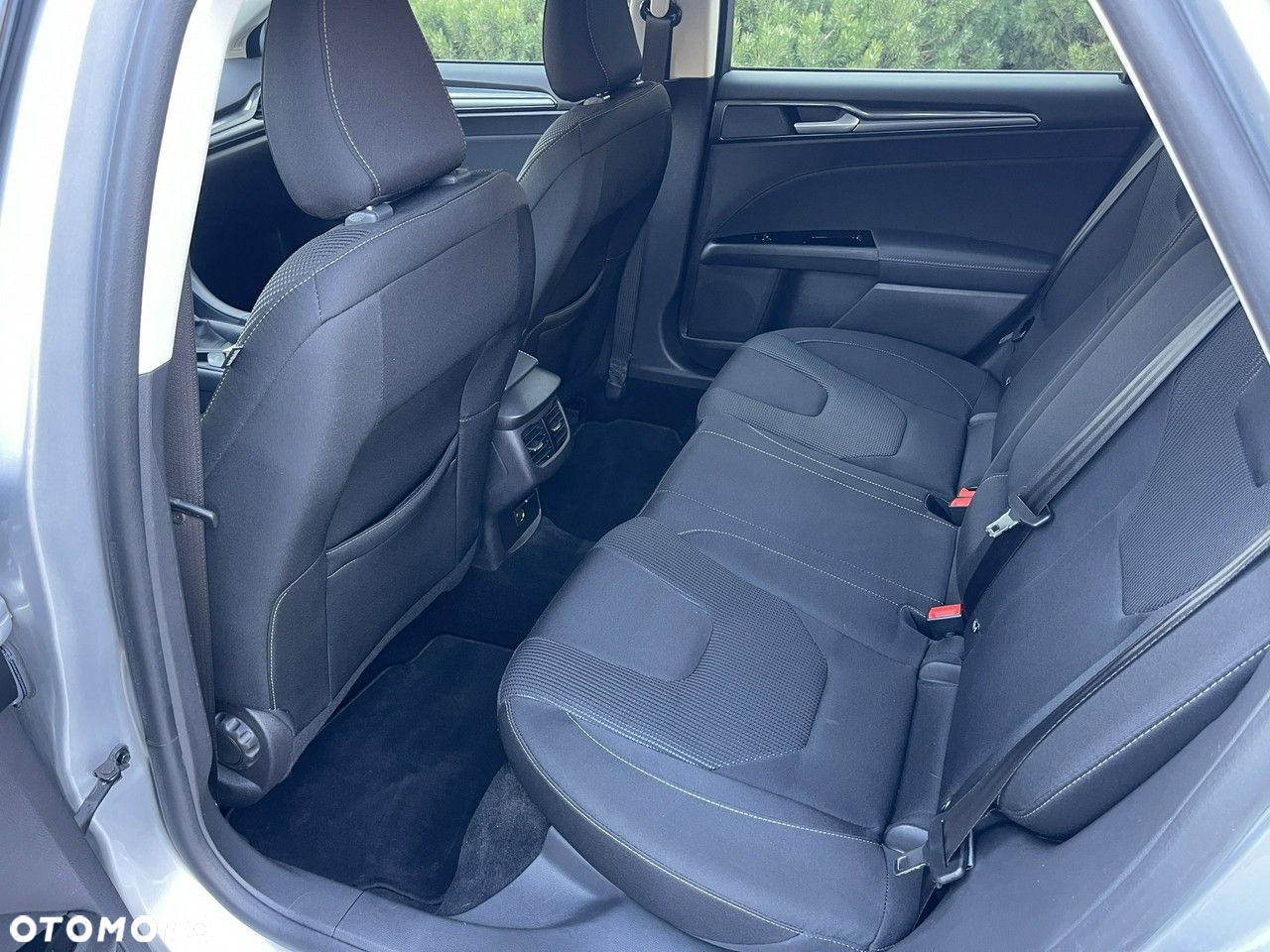Ford Mondeo - 24
