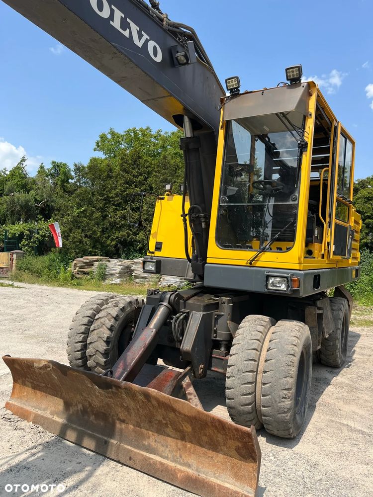 Volvo EW-200 - 12
