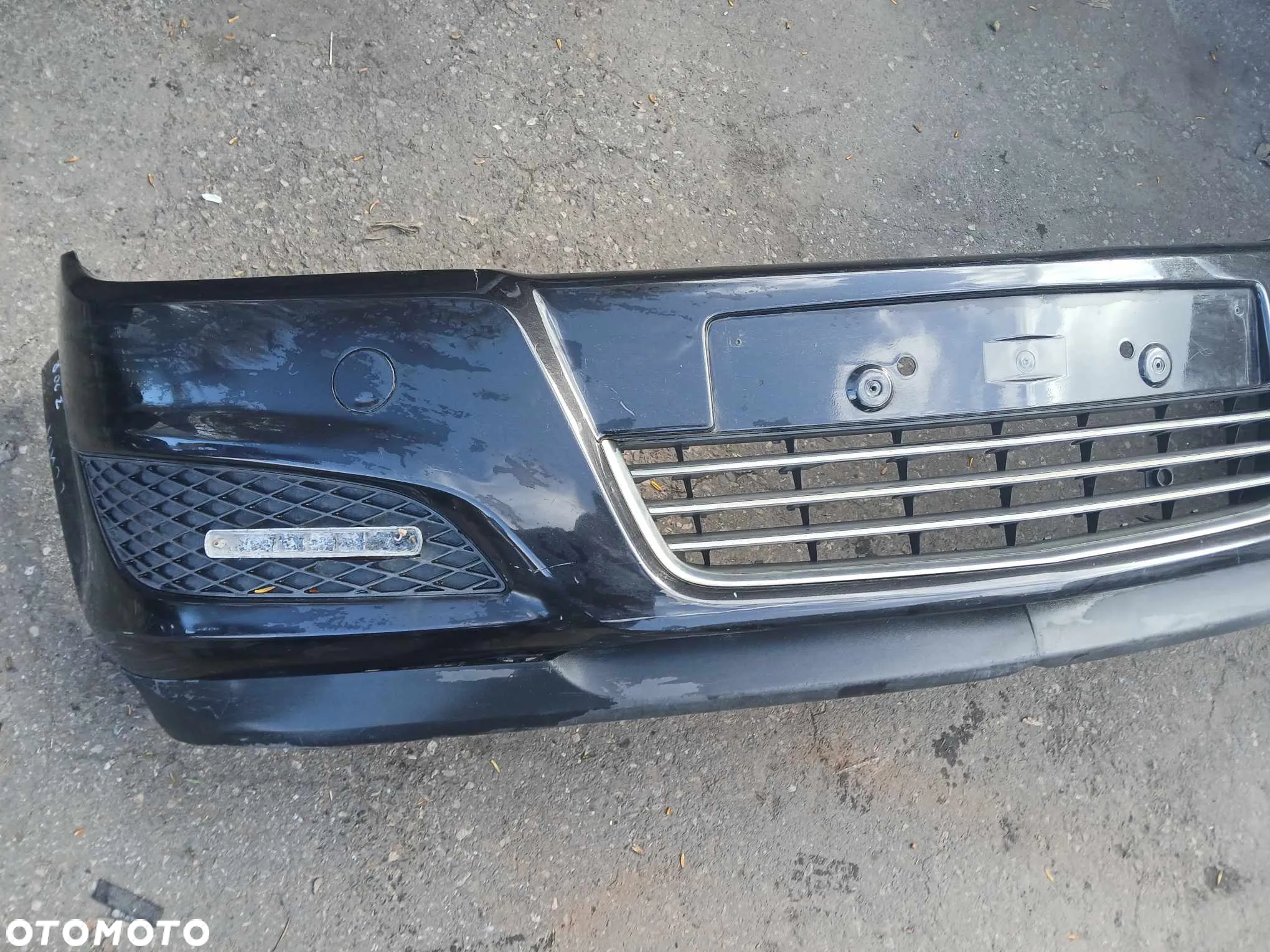 Opel Astra H III Zderzak przedni kod Z20R - 4