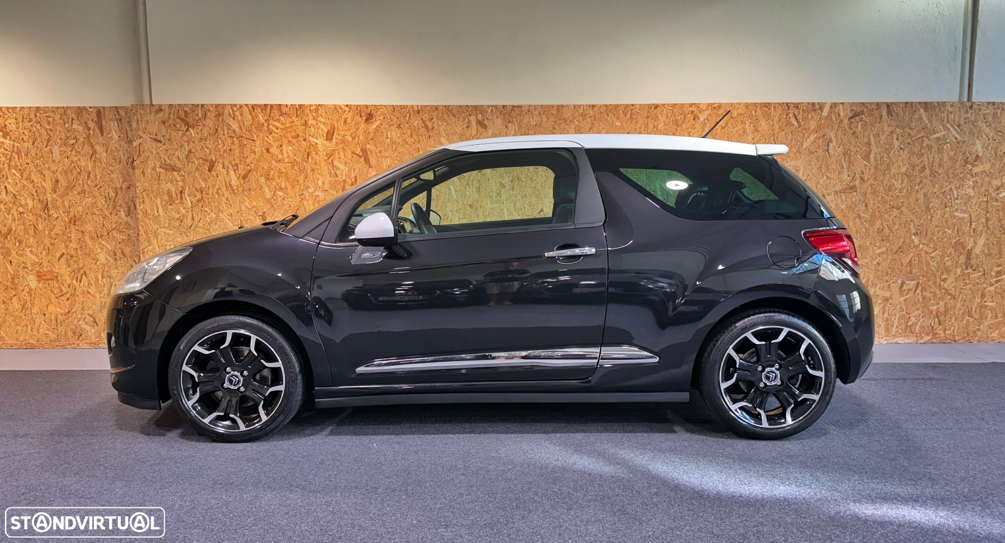 Citroën DS3 1.6 HDi Airdream Sport Chic - 2