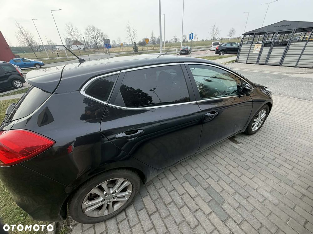 Kia Ceed 1.6 GDI XL - 7