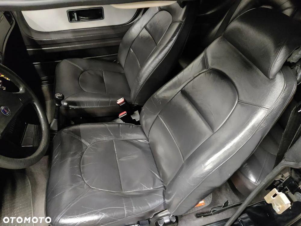 Saab 900 2.0-16 Turbo S - 12