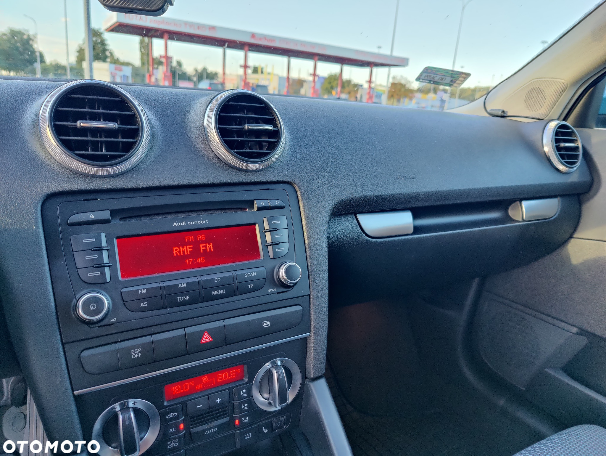 Audi A3 Sportback 1.6 Ambiente - 18