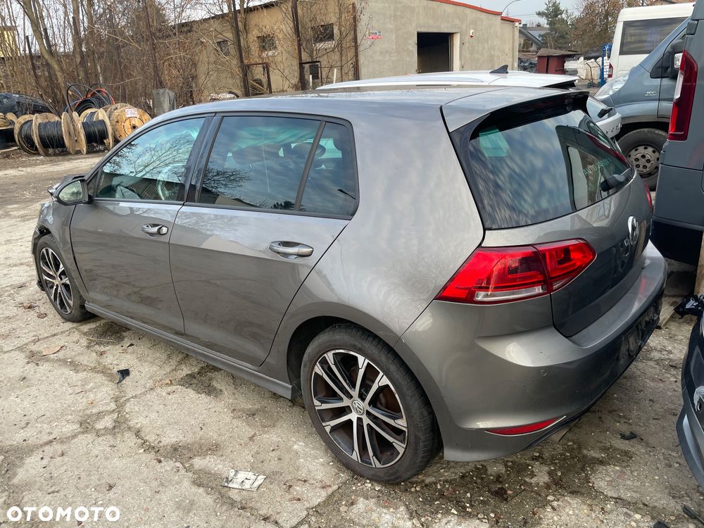 Volkswagen Golf 1.4 TSI ACT BlueMotion Technology Highline - 3