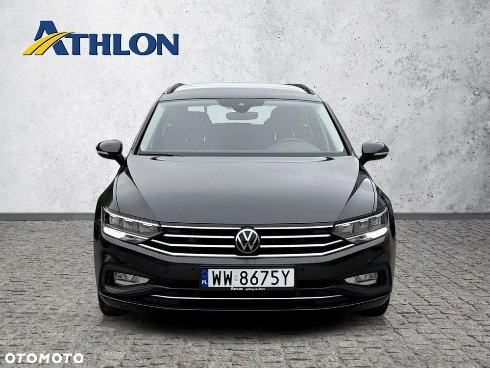 Volkswagen Passat - 8