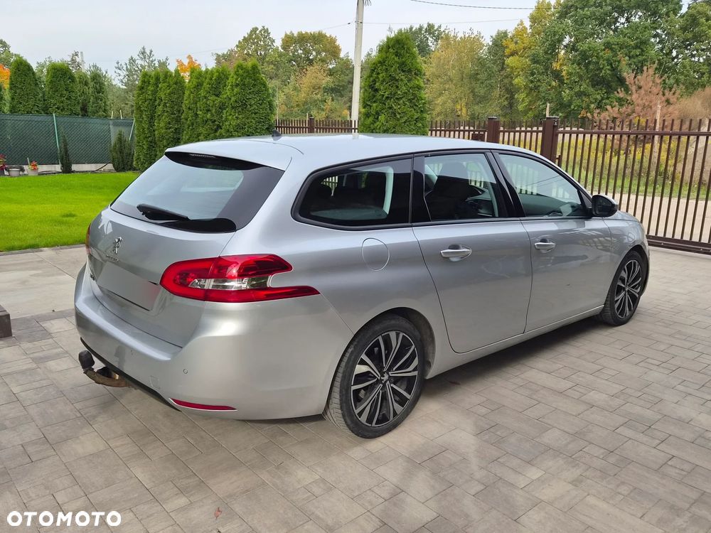 Peugeot 308 1.6 BlueHDi Active S&S EAT6 - 6