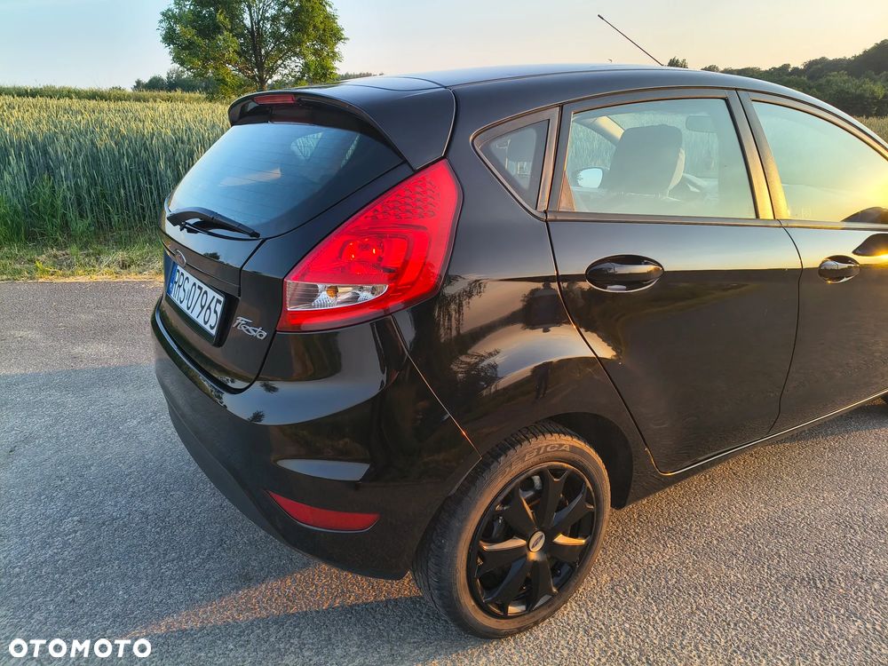 Ford Fiesta - 6