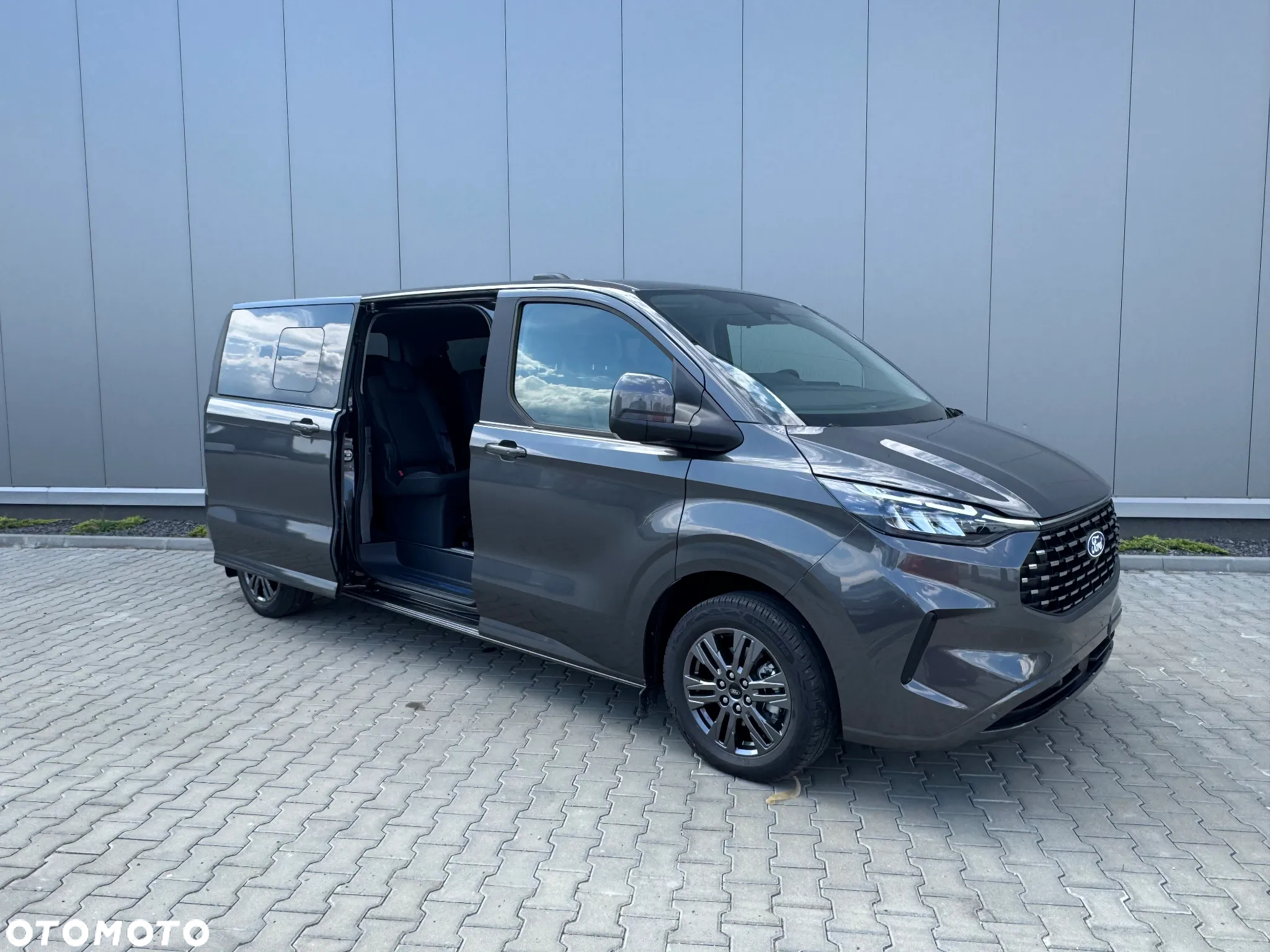 Ford Tourneo Custom 2.0 EcoBlue L2 Titanium SelectShift - 6