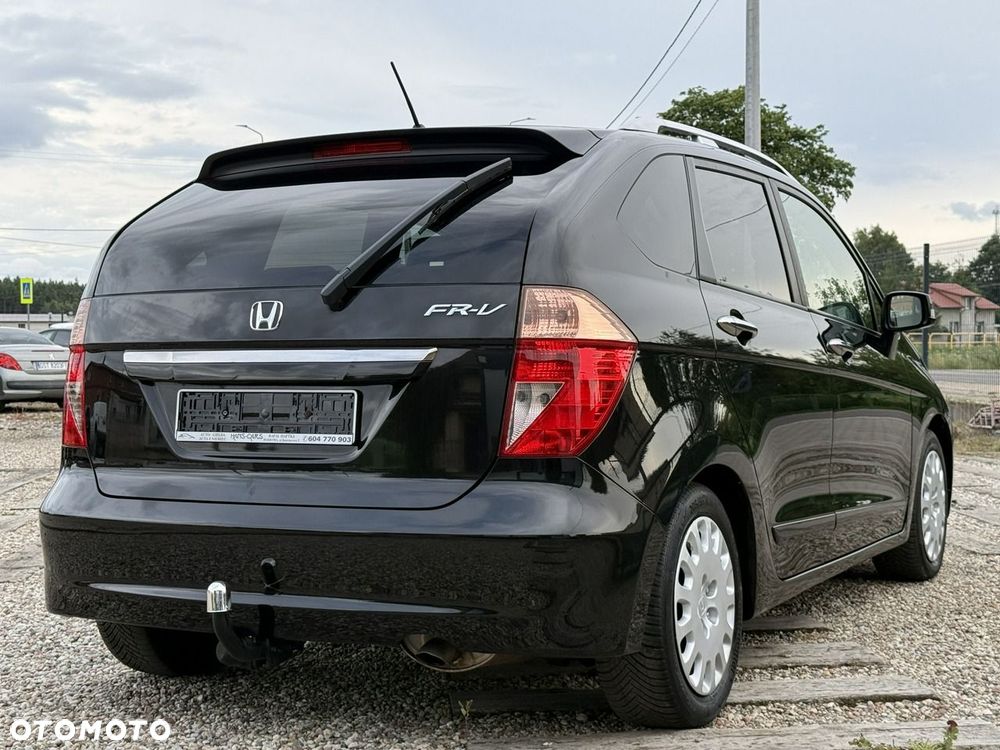 Honda FR-V - 3
