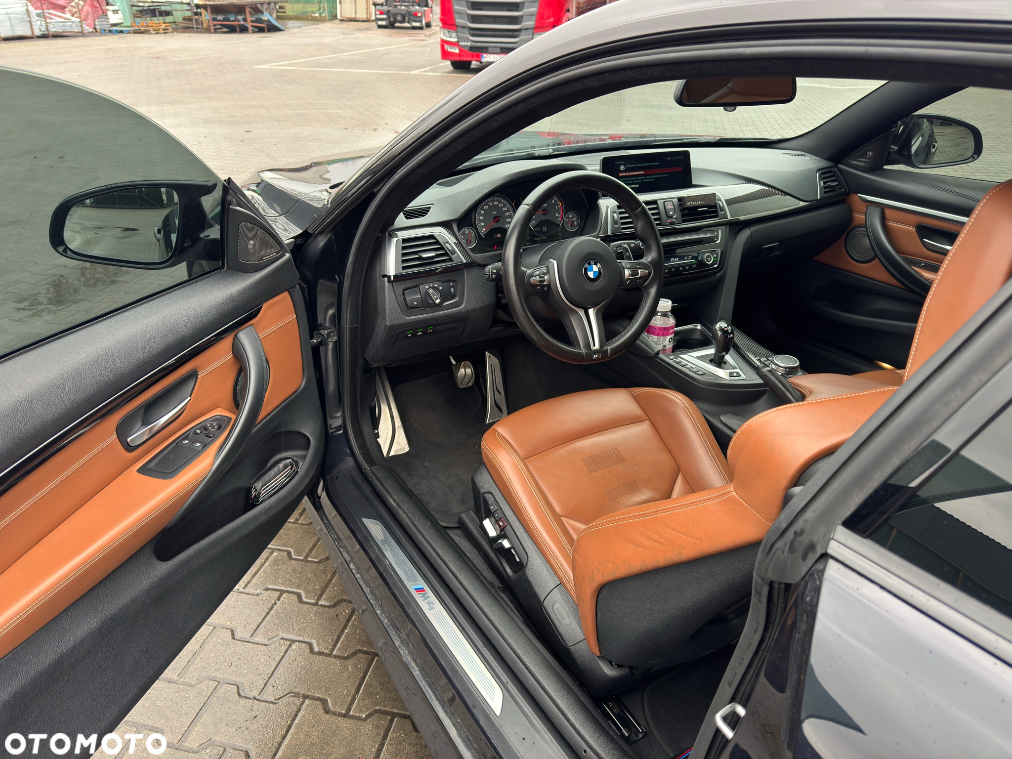 BMW M4 Coupe DKG Competition - 17