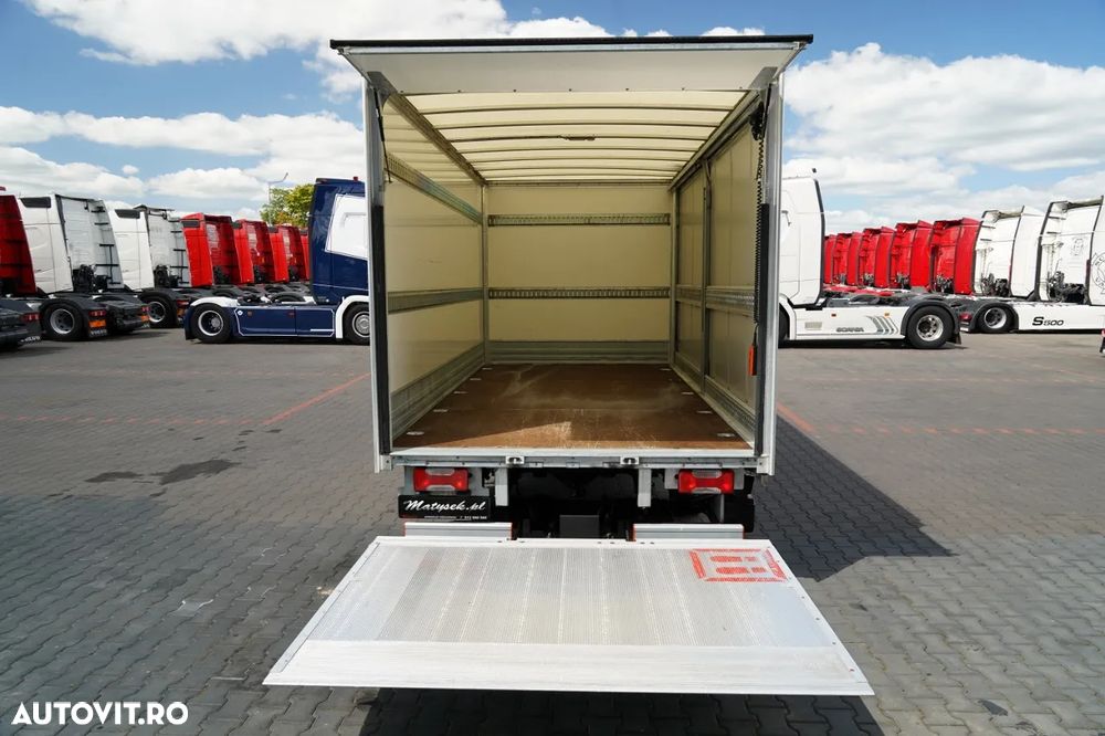 Iveco DAILY 35-180 / CONTAINER - CORTINĂ / AUTOMAT / DHOLLANDIA LIFT / GVWR: 3500 KG / 2021 - - 18