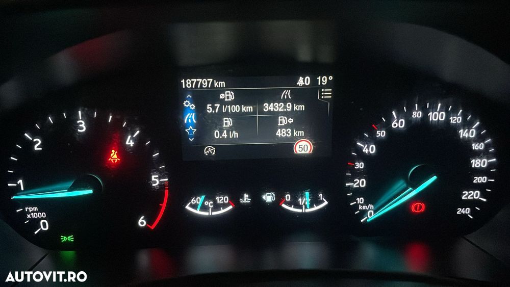 Ford Focus 1.5 EcoBlue Trend - 5