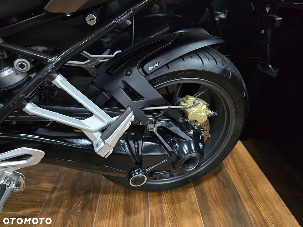 BMW R - 11
