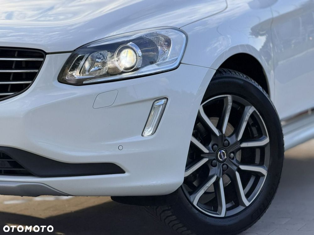 Volvo XC 60 D4 SCR Momentum - 5