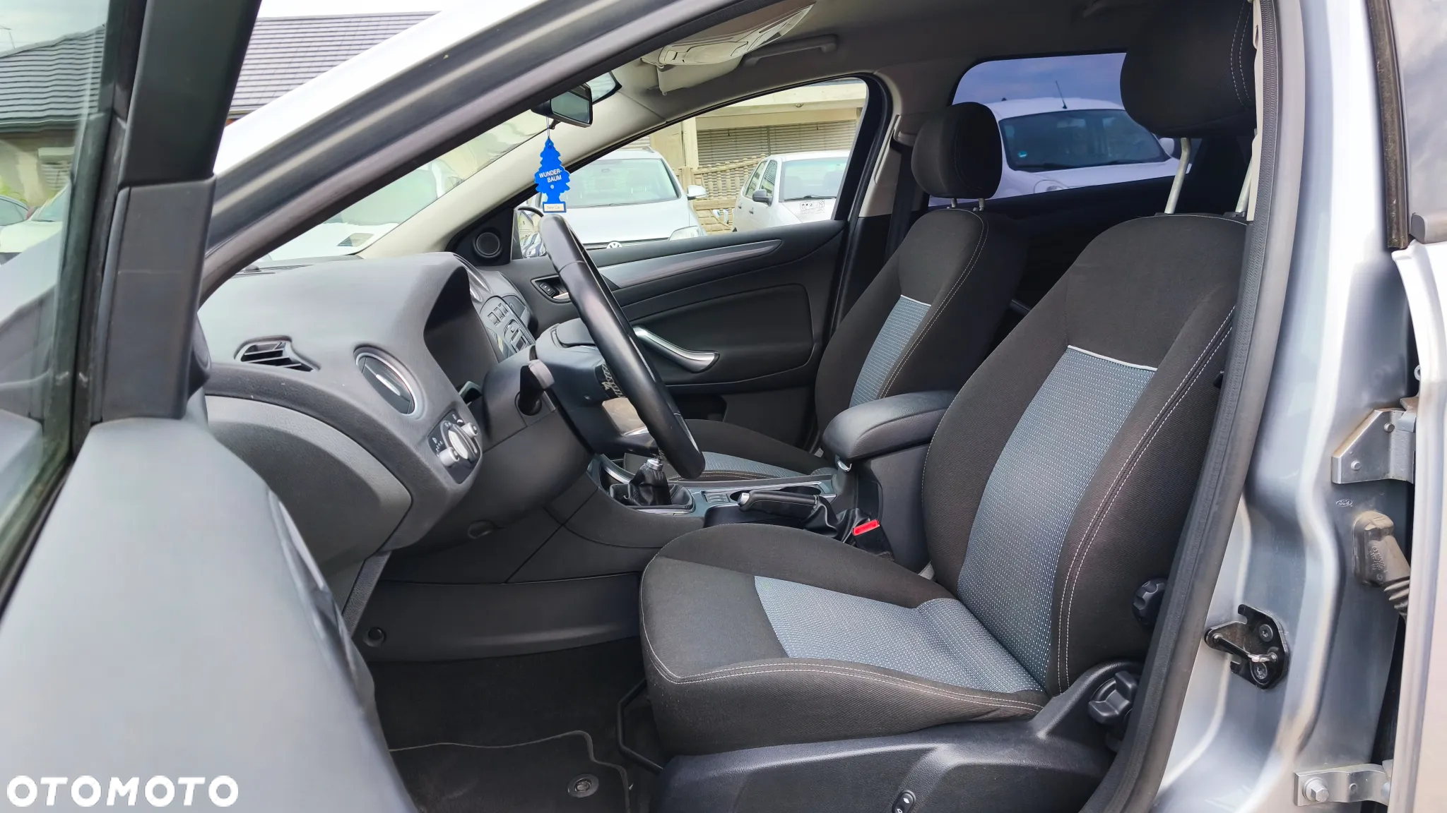 Ford Mondeo - 19
