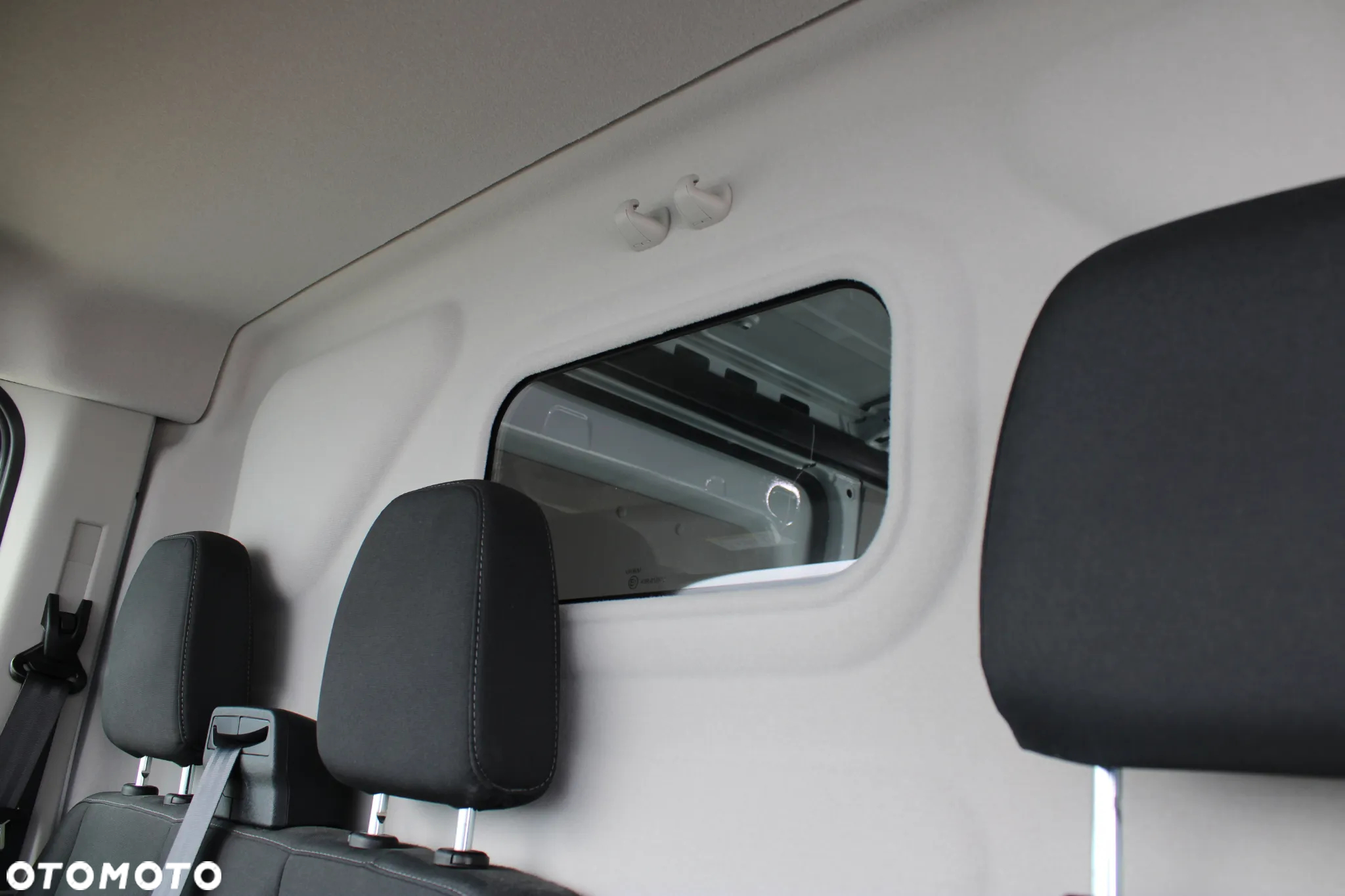 Ford Transit Trend - 15