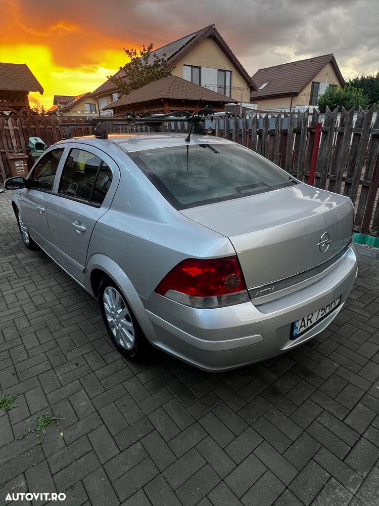 Opel Astra - 3
