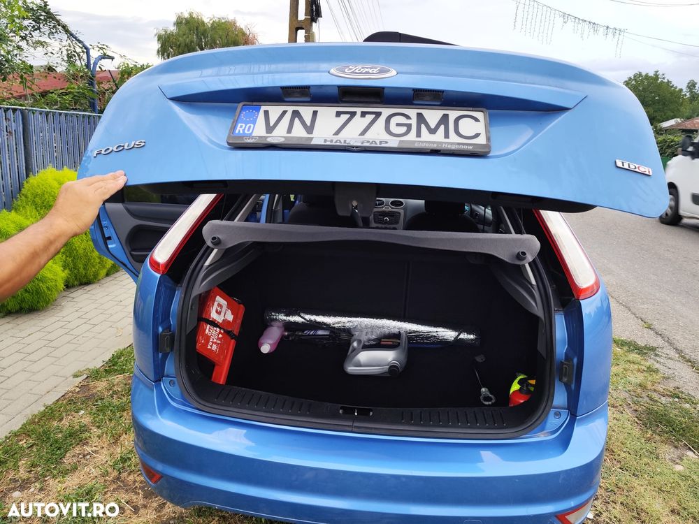 Ford Focus - 20