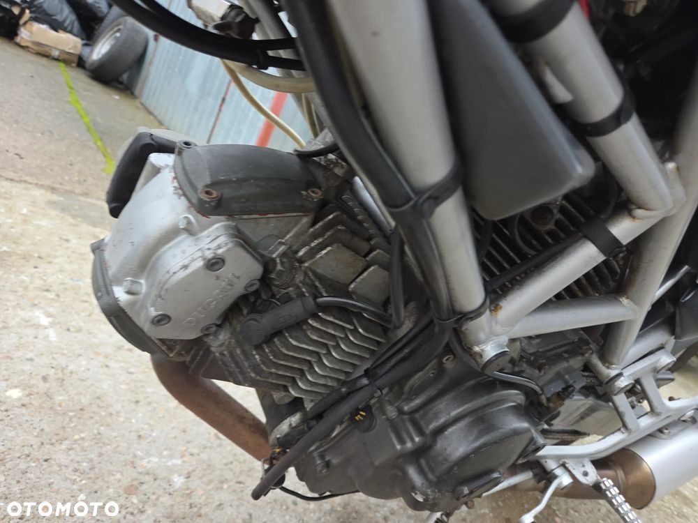 Ducati Monster - 26