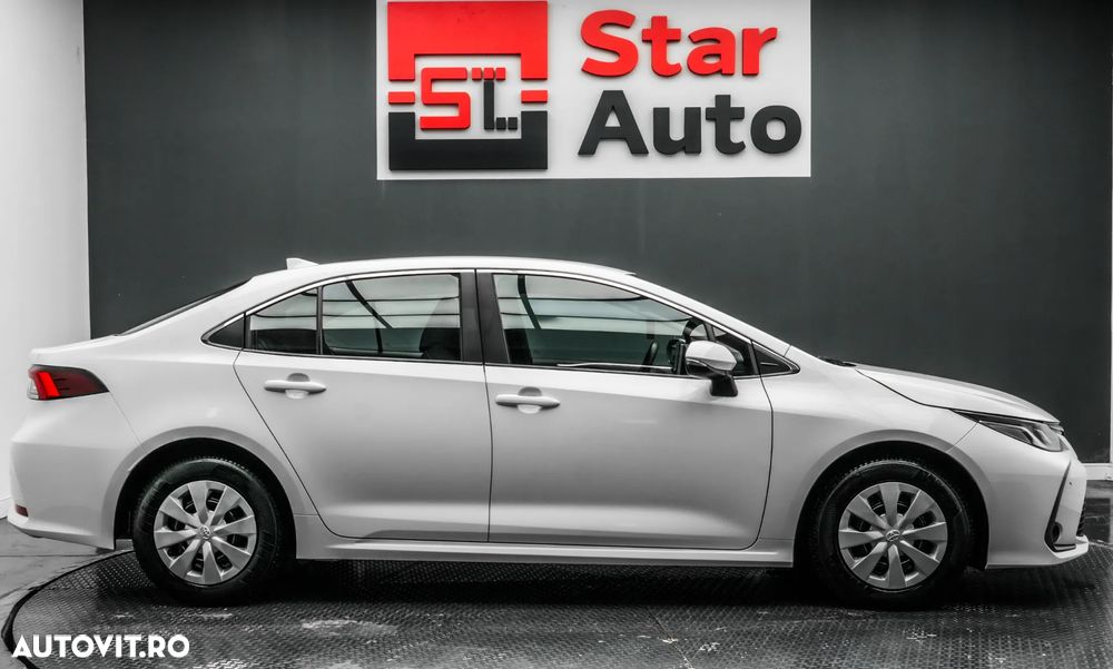 Toyota Corolla 1.8 HSD Dynamic - 11