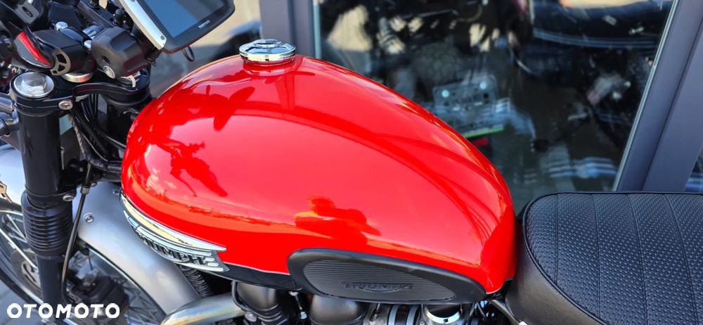 Triumph Bonneville - 33
