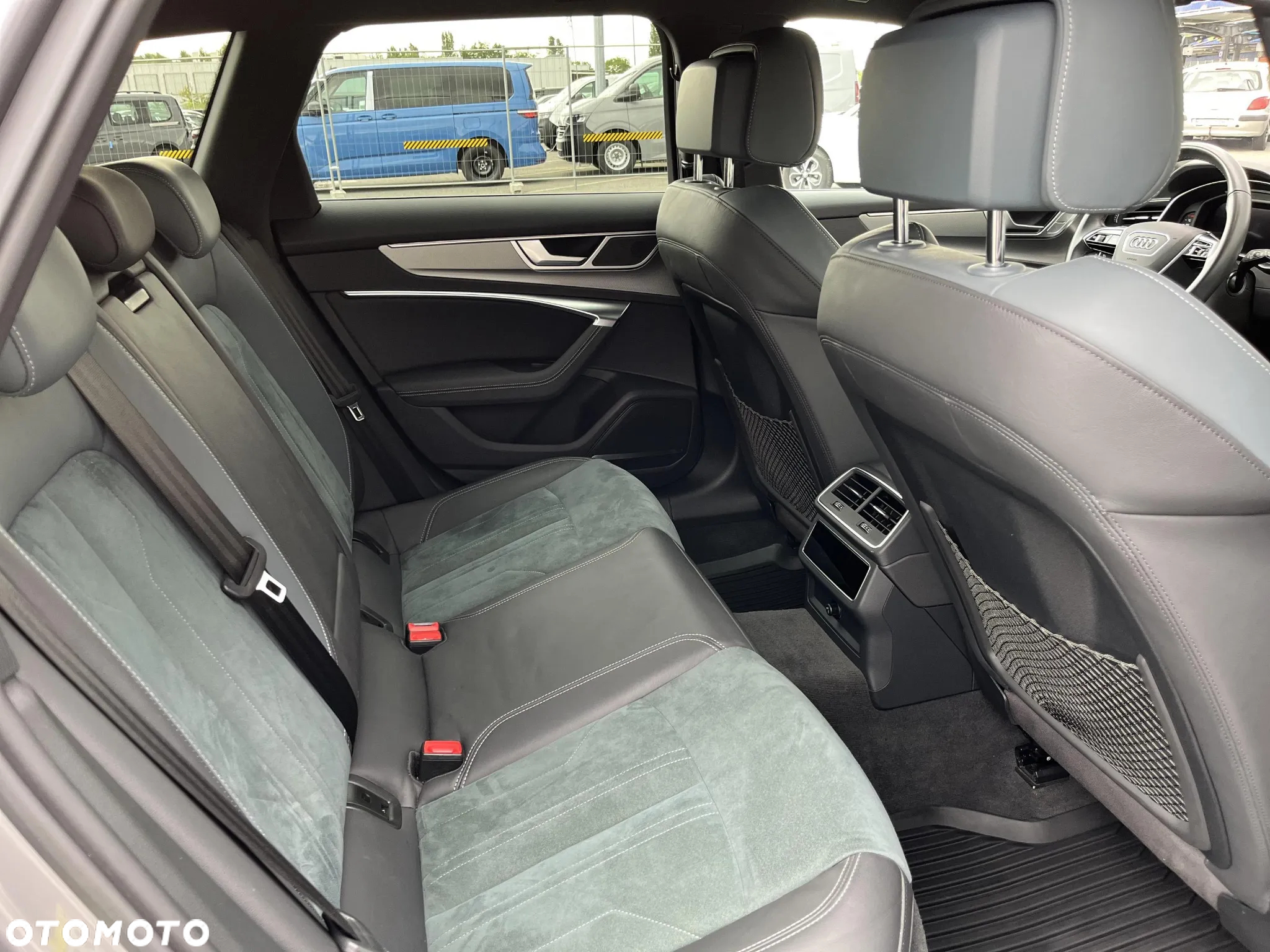 Audi A6 Allroad - 13