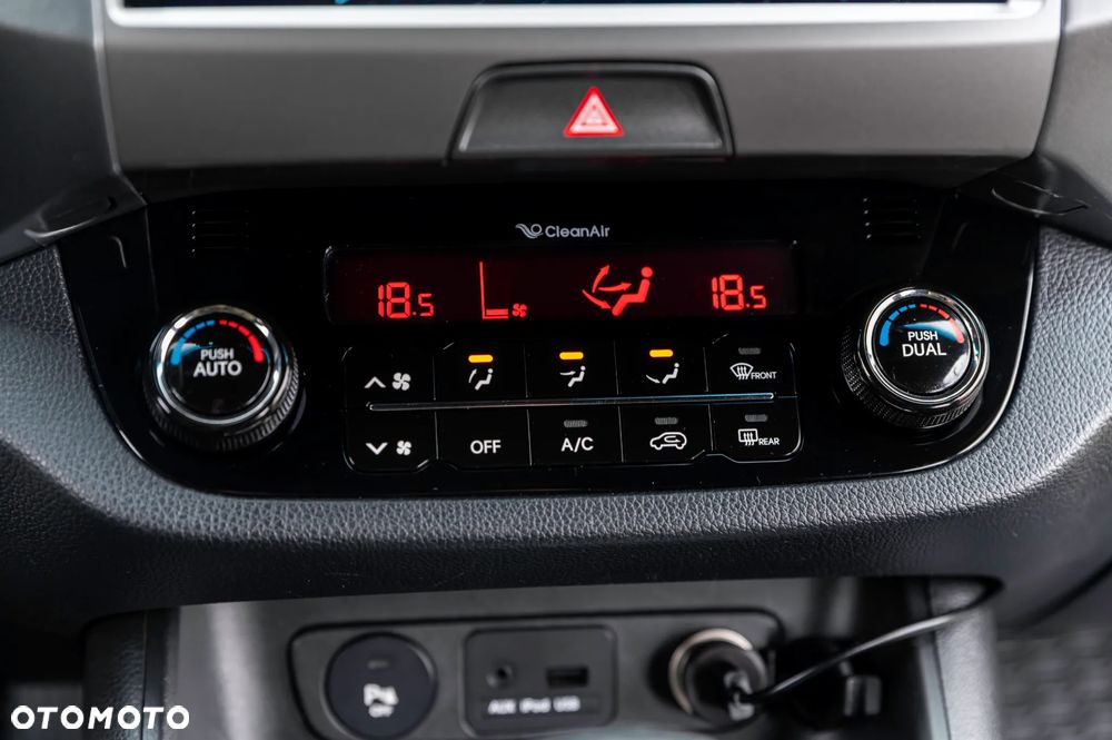 Kia Sportage 2.0 CRDI XL - 28