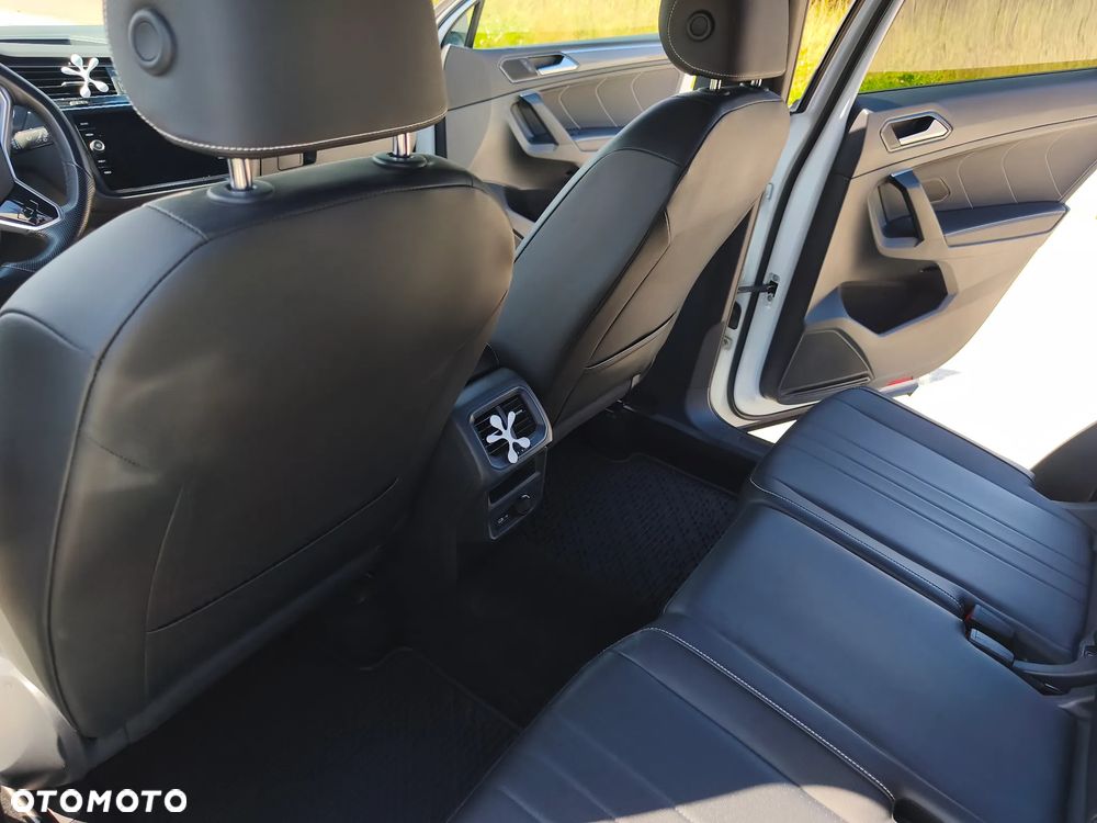 Volkswagen Tiguan 2.0 TSI 4Mot R DSG - 23