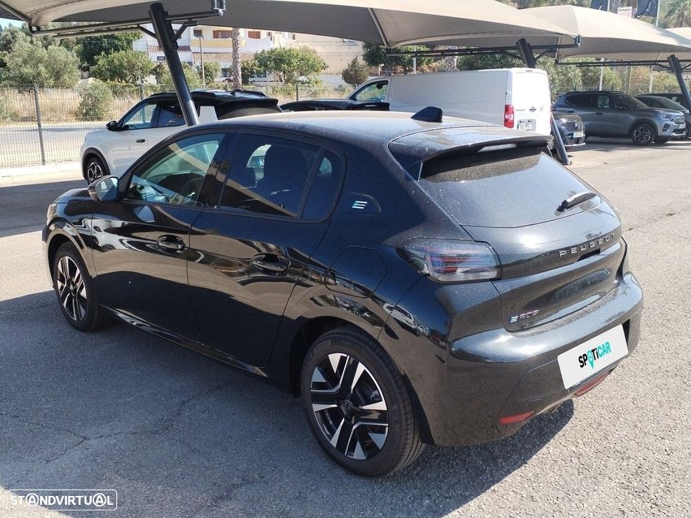 Peugeot e-208 51 kWh Allure - 7