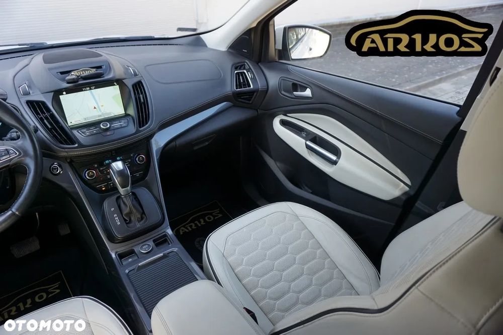 Ford Kuga 2.0 TDCi 4x4 Vignale - 31