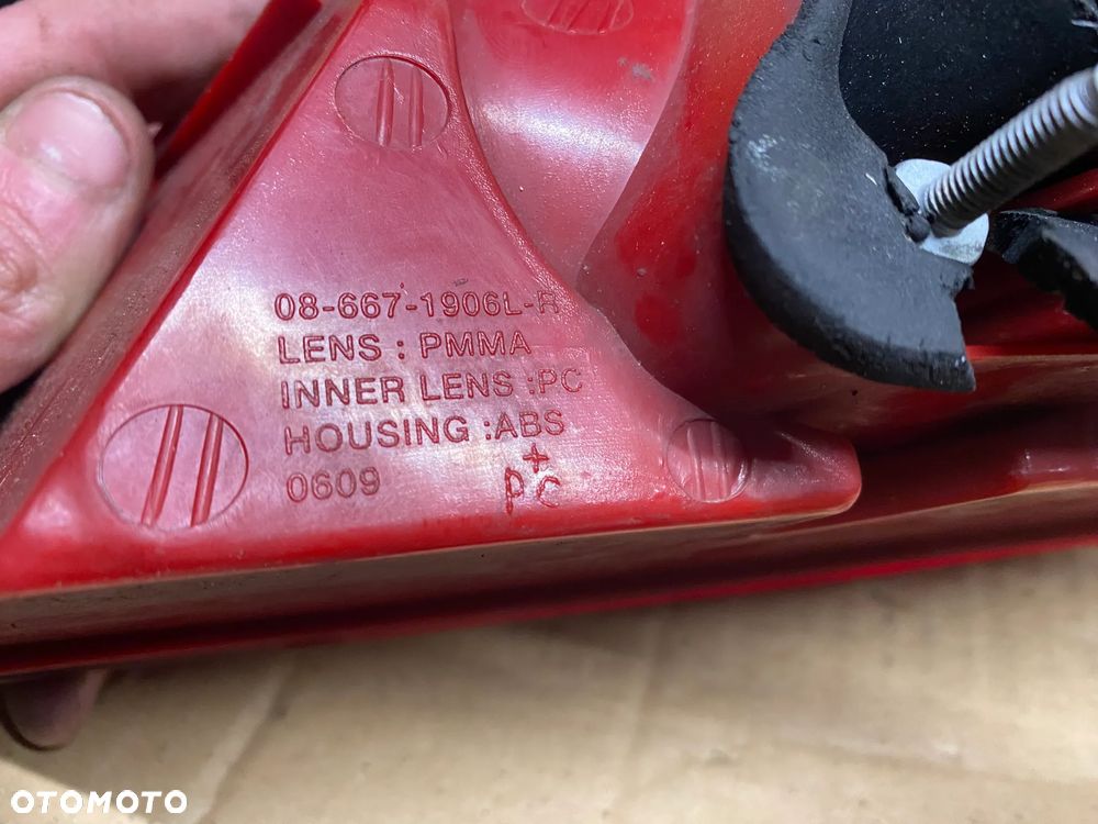 LAMPA TYLNA LEWA ALFA ROMEO 159 KOMBI - 5