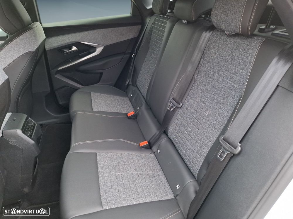 Peugeot 3008 1.2 Hybrid Allure e-DCS6 - 14